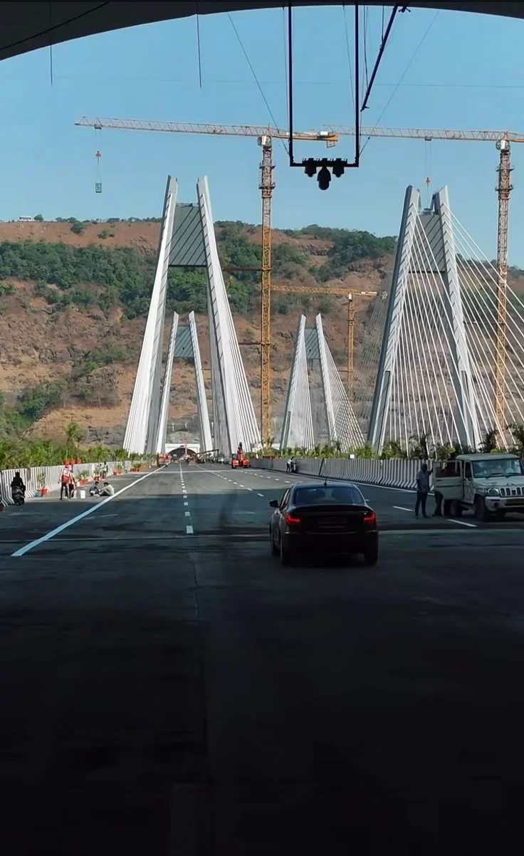 Pune - Mumbai Expressway
